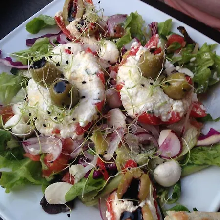 Calypso Lakeside & Lux